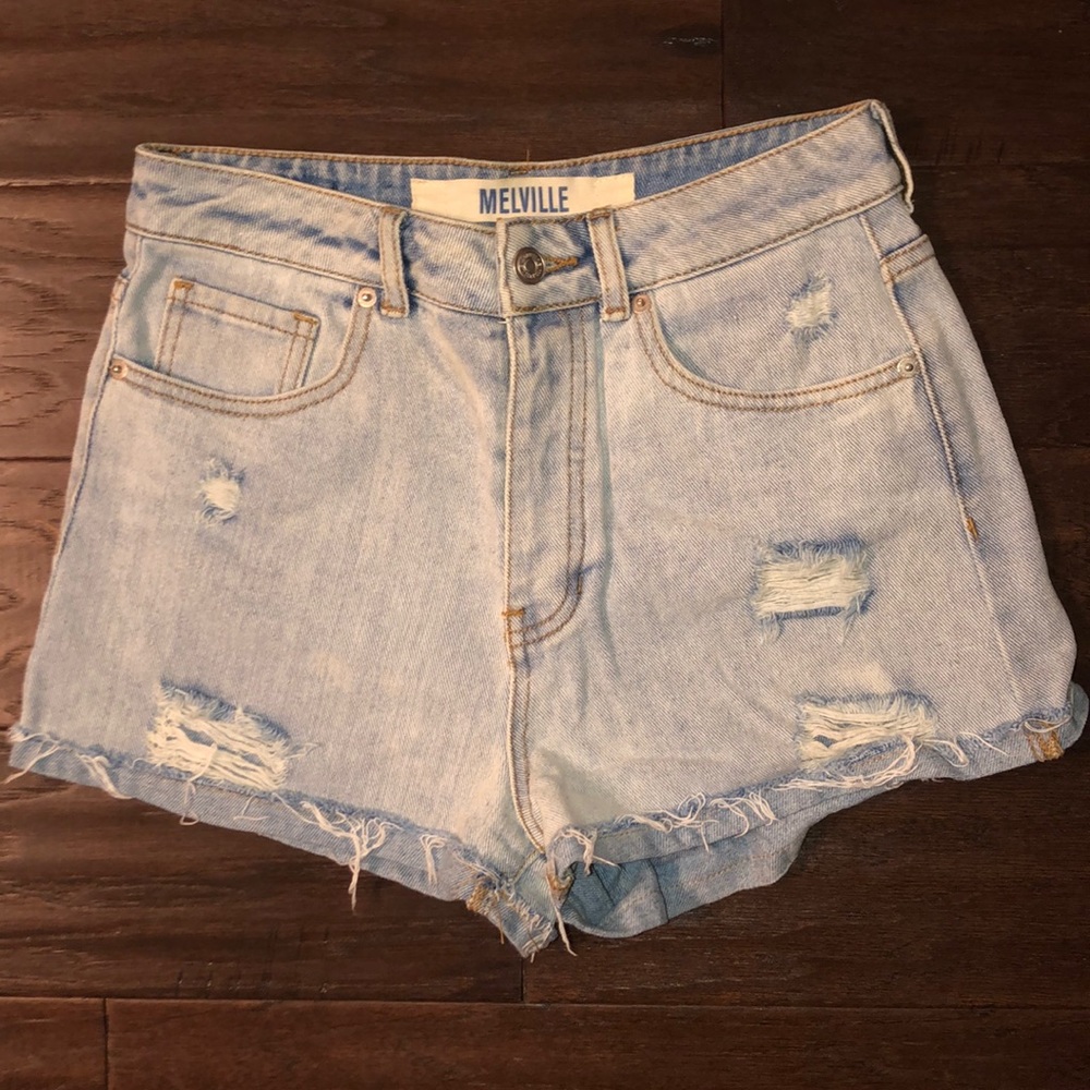 Brandy Melville high waisted shorts